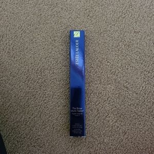 3-in-1 brow pencil, powder and brush.